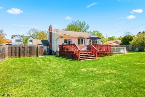 11 Briar Hills Circle Springfield NJ 07081