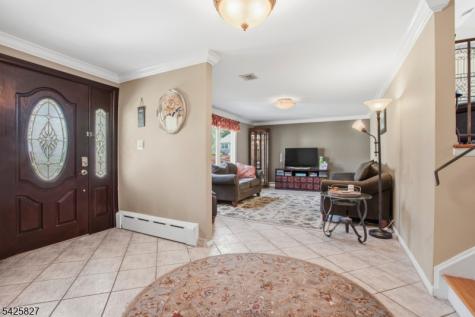 11 Briar Hills Circle Springfield NJ 07081
