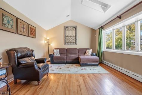 11 Briar Hills Circle Springfield NJ 07081