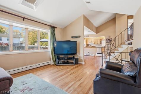 11 Briar Hills Circle Springfield NJ 07081