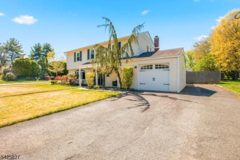 11 Briar Hills Circle Springfield NJ 07081