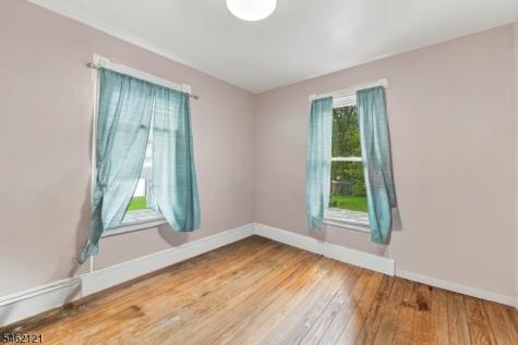 280 Lincoln Street East Orange NJ 07017