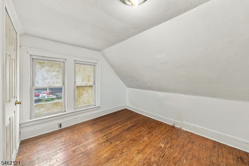 280 Lincoln Street East Orange NJ 07017