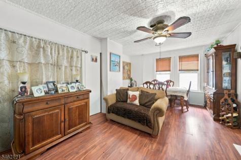 280 Lincoln Street East Orange NJ 07017