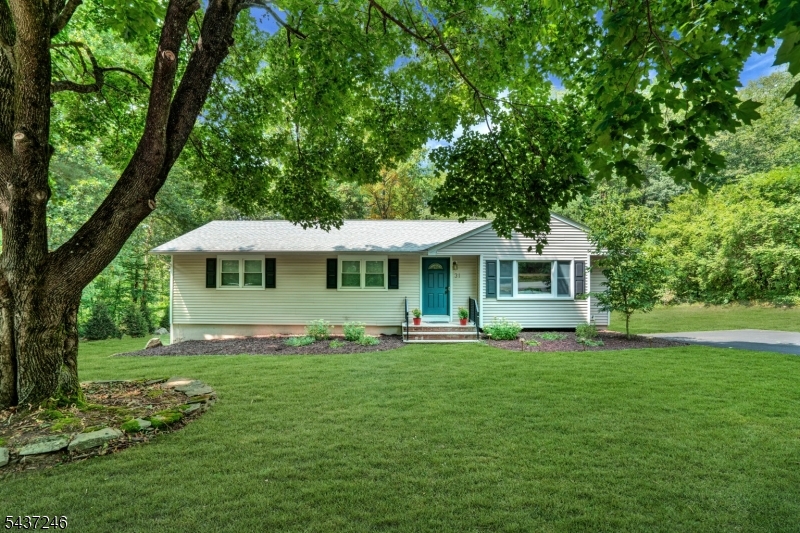 31 Fieldstone Drive Ringwood NJ 07456