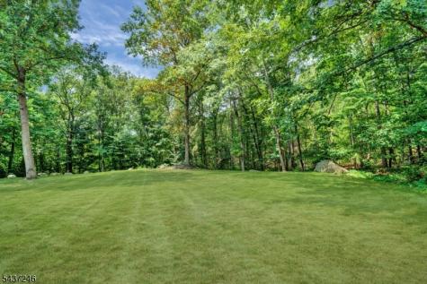 31 Fieldstone Drive Ringwood NJ 07456