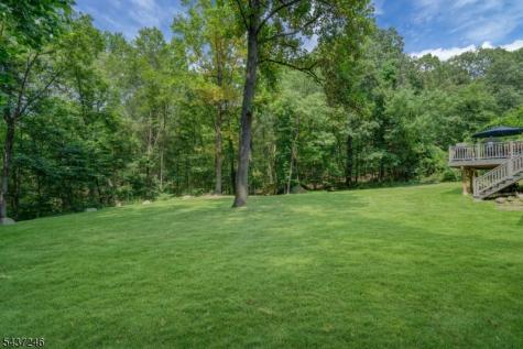 31 Fieldstone Drive Ringwood NJ 07456