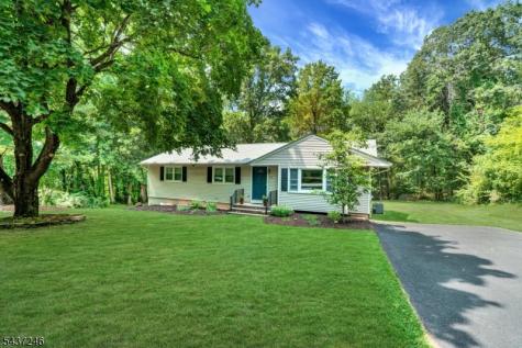 31 Fieldstone Drive Ringwood NJ 07456