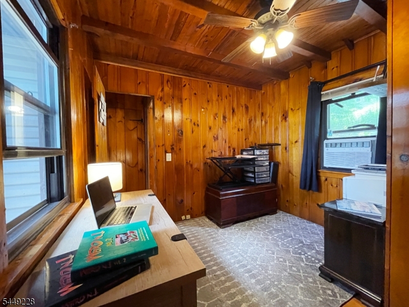16 Lakeview Road Hopatcong NJ 07843