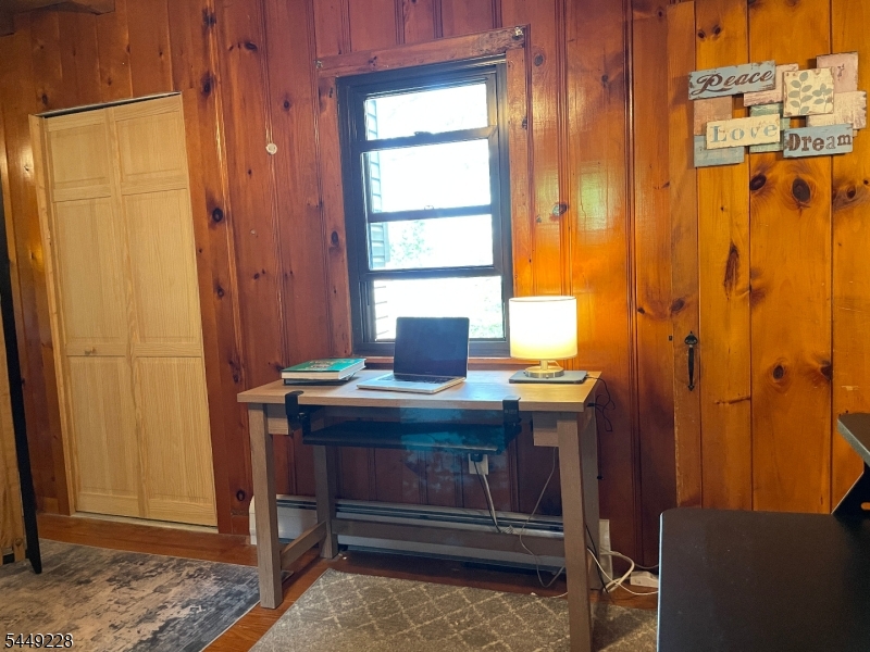16 Lakeview Road Hopatcong NJ 07843