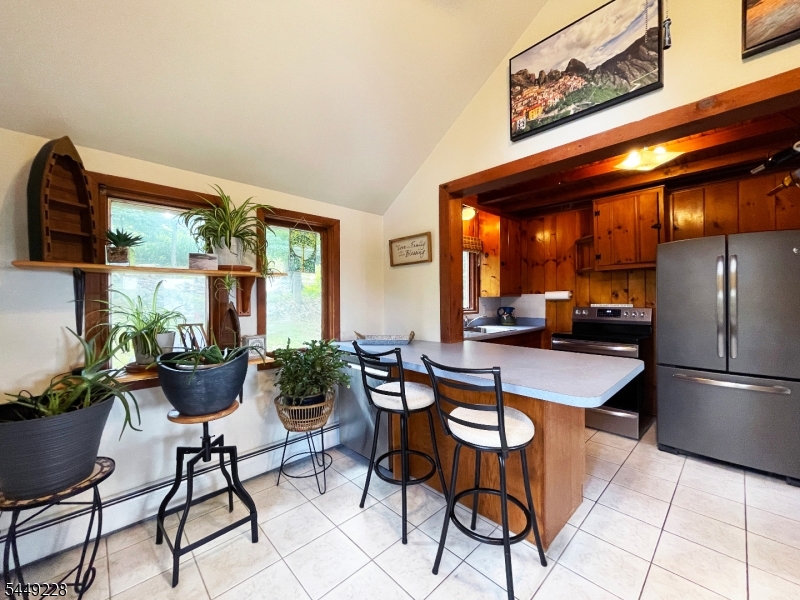 16 Lakeview Road Hopatcong NJ 07843