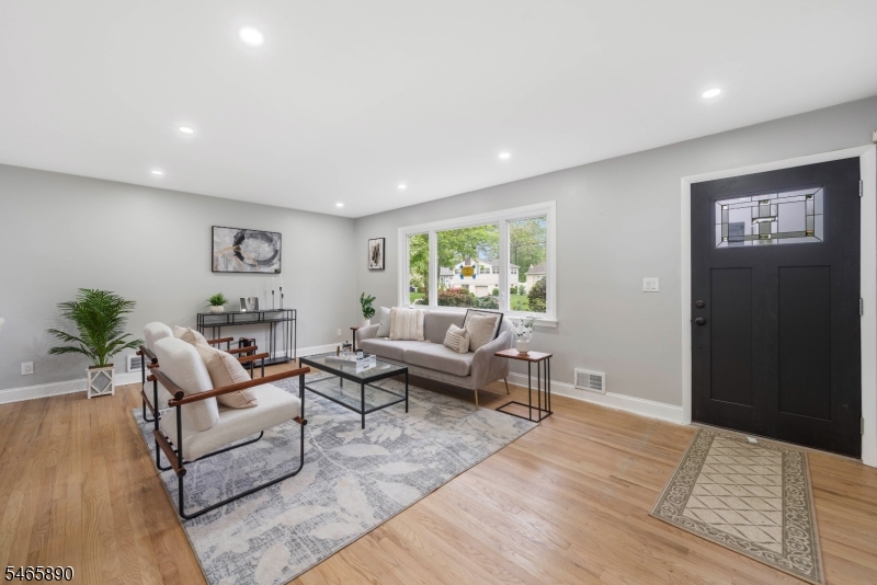 58 Glenwood Road Fanwood NJ 07023