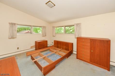 235 Godwin Avenue Wyckoff NJ 07481