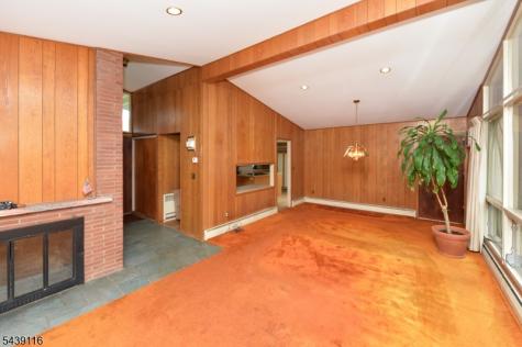 235 Godwin Avenue Wyckoff NJ 07481