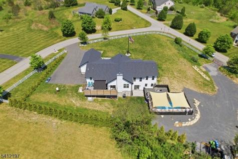 27 Sterling Drive Wantage NJ 07461