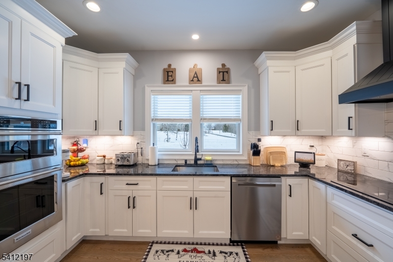 27 Sterling Drive Wantage NJ 07461
