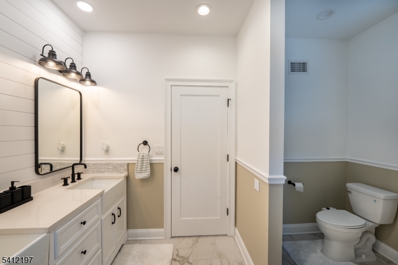 27 Sterling Drive Wantage NJ 07461