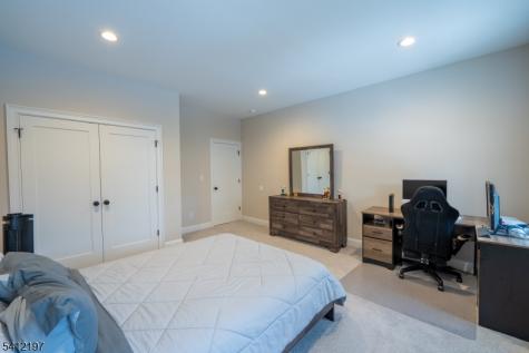 27 Sterling Drive Wantage NJ 07461