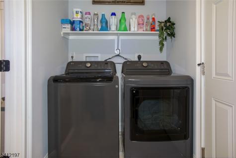 27 Sterling Drive Wantage NJ 07461