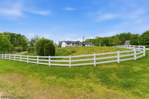 27 Sterling Drive Wantage NJ 07461