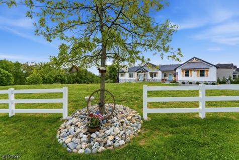 27 Sterling Drive Wantage NJ 07461