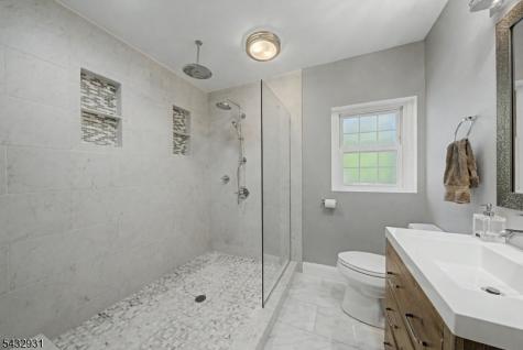 10 S Parkway Jefferson NJ 07885