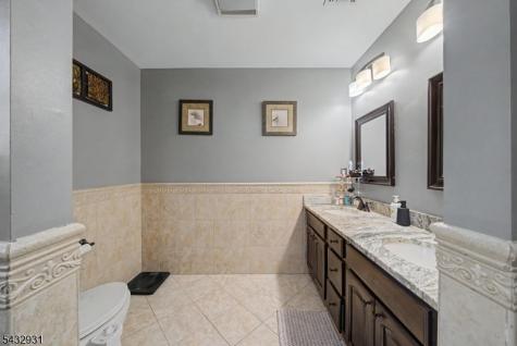 10 S Parkway Jefferson NJ 07885