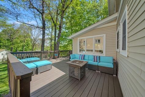 10 S Parkway Jefferson NJ 07885
