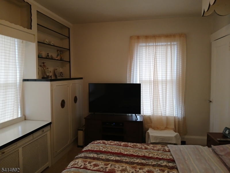 308 17TH Avenue Paterson NJ 07504