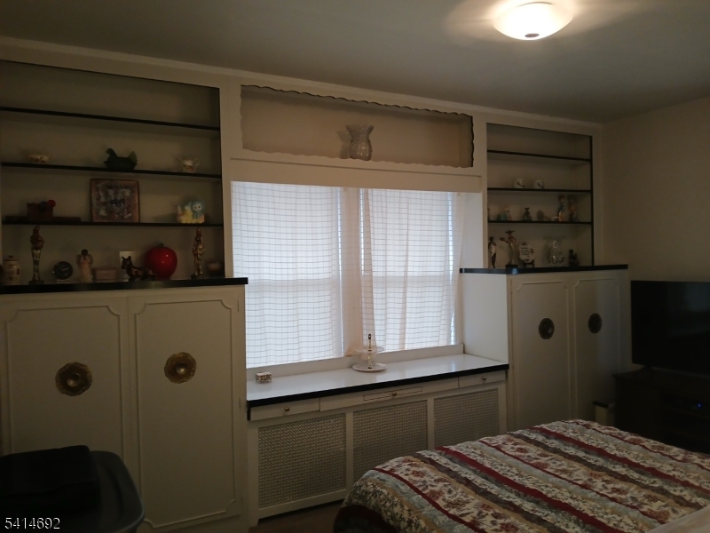 308 17TH Avenue Paterson NJ 07504