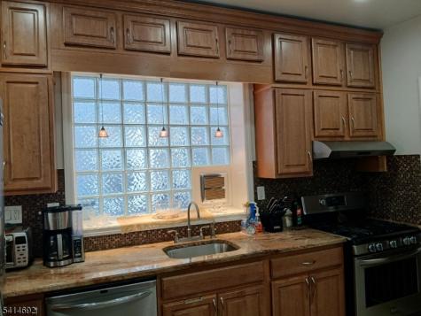 308 17TH Avenue Paterson NJ 07504