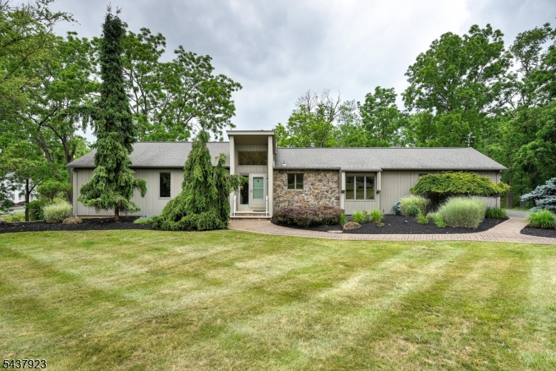 1 Hendrick Road Readington NJ 08822