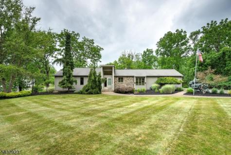 1 Hendrick Road Readington NJ 08822