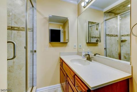 1 Hendrick Road Readington NJ 08822