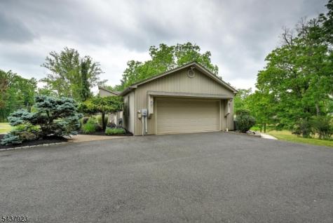 1 Hendrick Road Readington NJ 08822