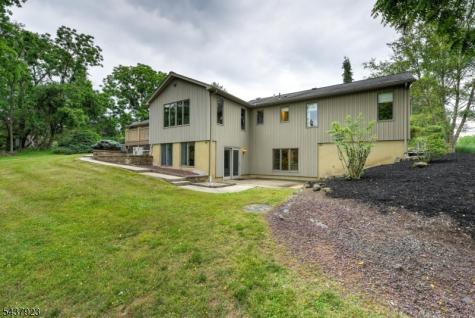 1 Hendrick Road Readington NJ 08822