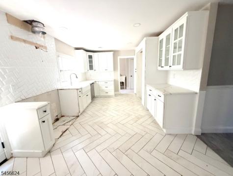 33 Mcguire Drive West Orange NJ 07052