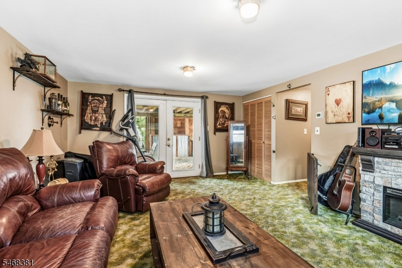 23 Fairview Avenue Newton NJ 07860