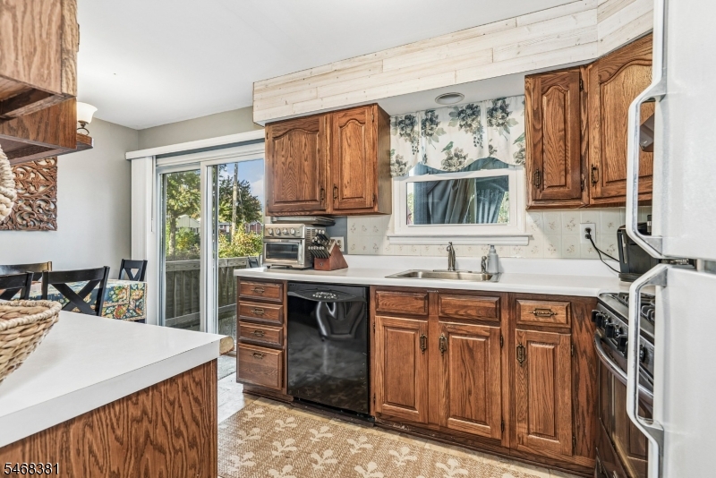 23 Fairview Avenue Newton NJ 07860