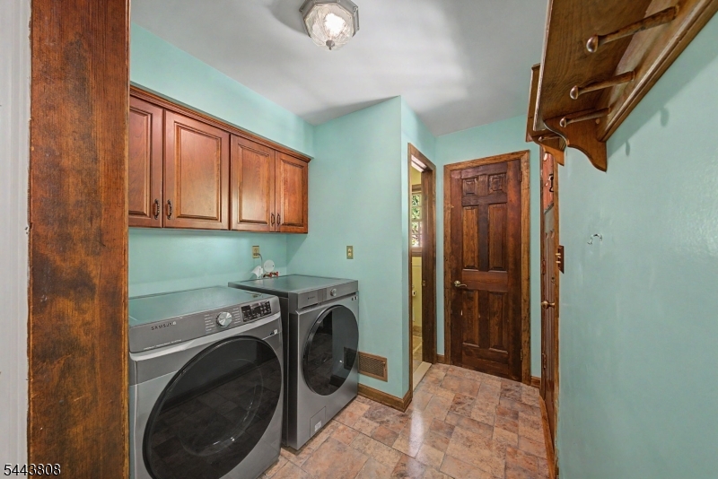 32 Cherryville Hollow Road Raritan NJ 08822