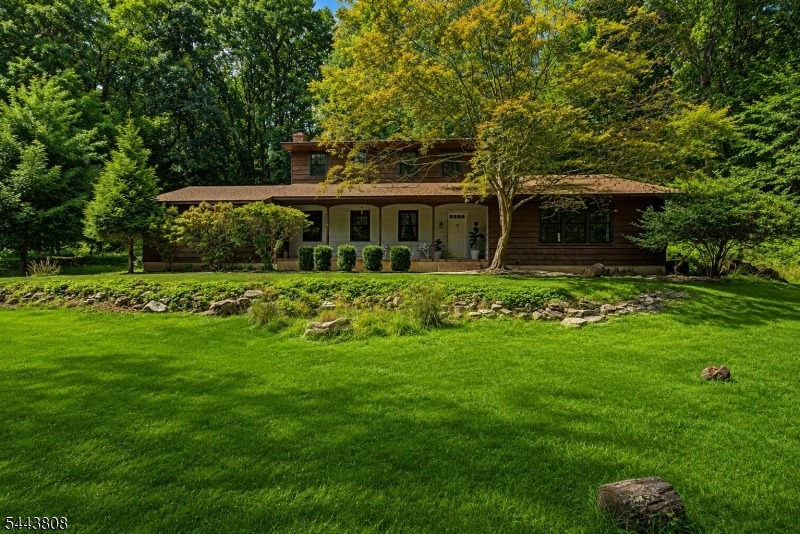 32 Cherryville Hollow Road Raritan NJ 08822