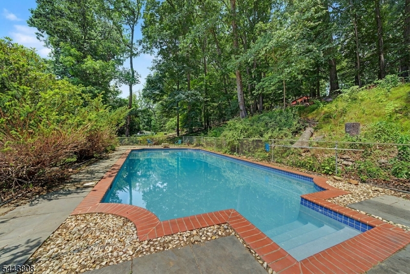 32 Cherryville Hollow Road Raritan NJ 08822