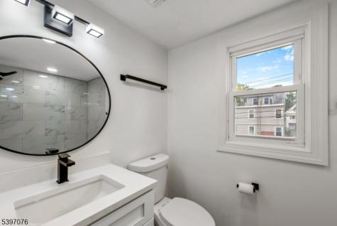 510 Halsted Street East Orange NJ 07018