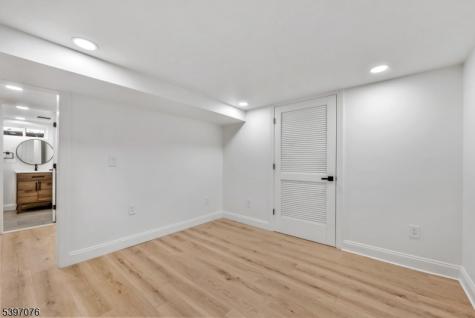 510 Halsted Street East Orange NJ 07018