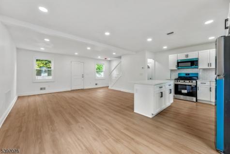 510 Halsted Street East Orange NJ 07018