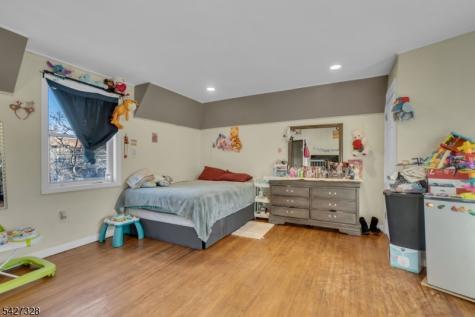 297 Hamilton Place Hackensack NJ 07601