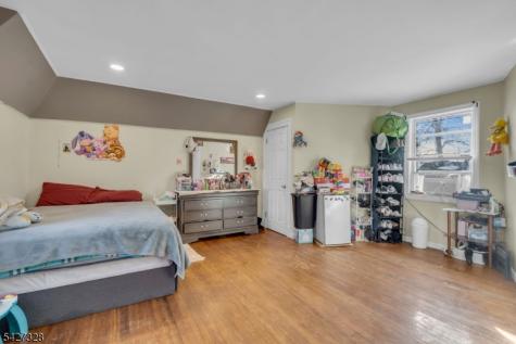 297 Hamilton Place Hackensack NJ 07601