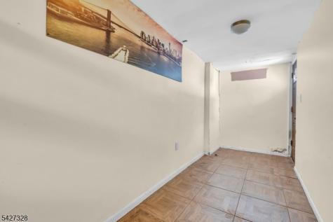 297 Hamilton Place Hackensack NJ 07601