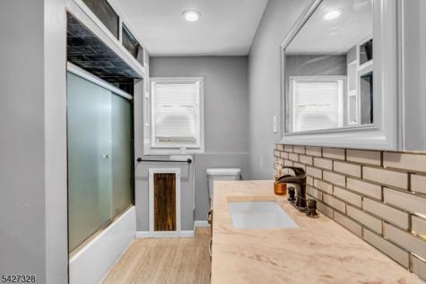 297 Hamilton Place Hackensack NJ 07601
