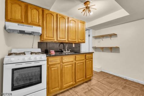 297 Hamilton Place Hackensack NJ 07601